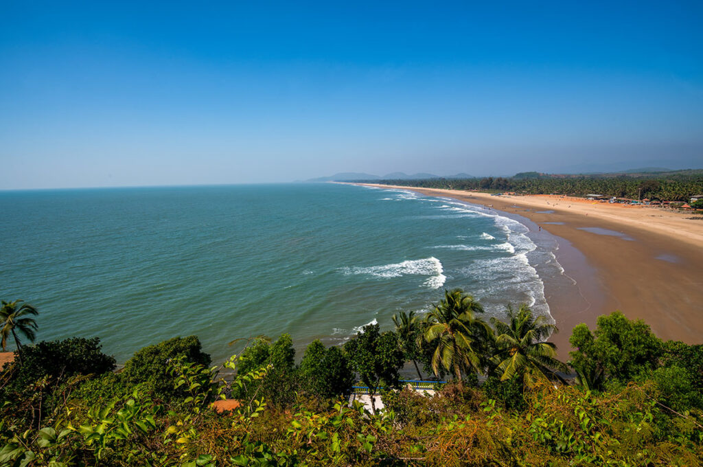 boats at gokarna beach