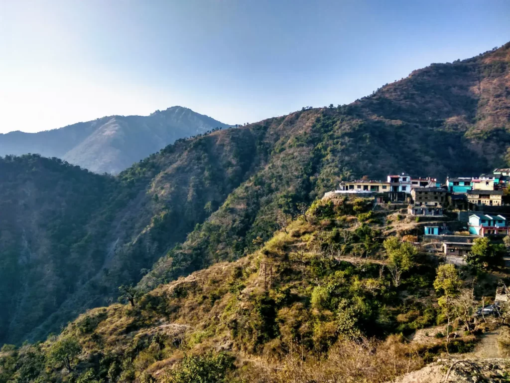 hill stations near dehradun