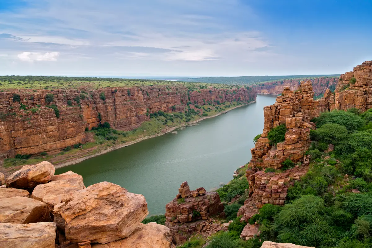 gandikota canyon river