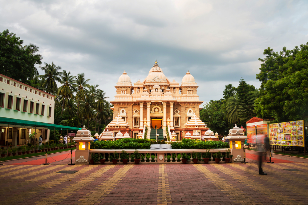 Explore the Best of Chennai and Beyond with Zoomcar