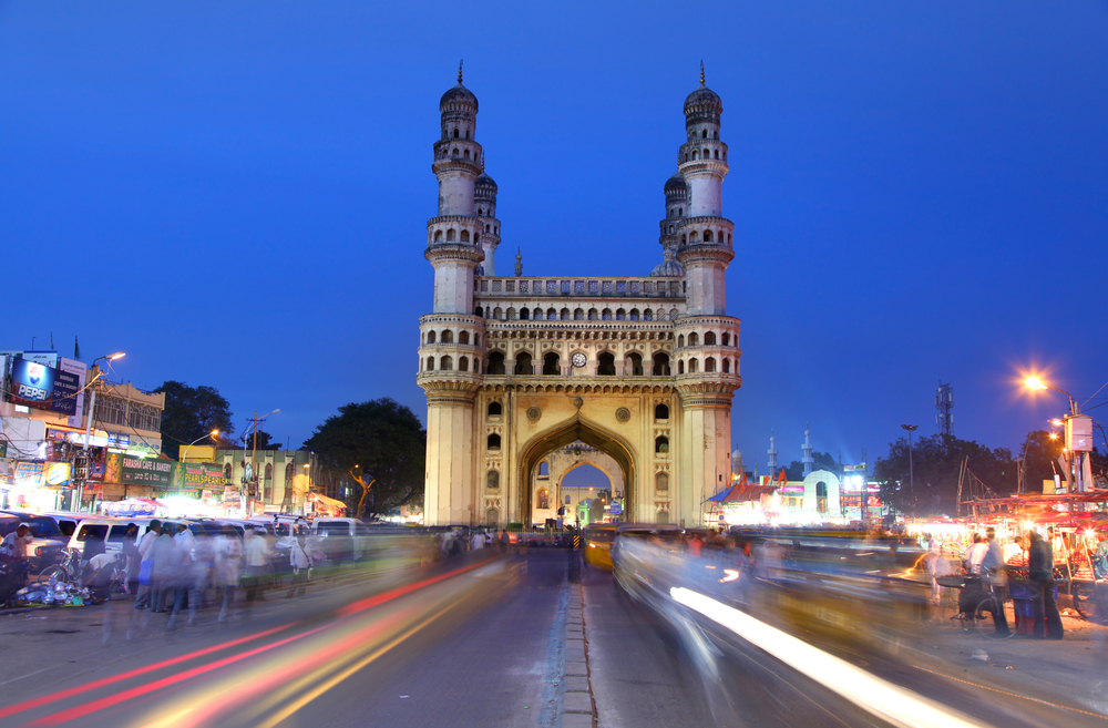 Explore the Best of Hyderabad and Beyond with Zoomcar