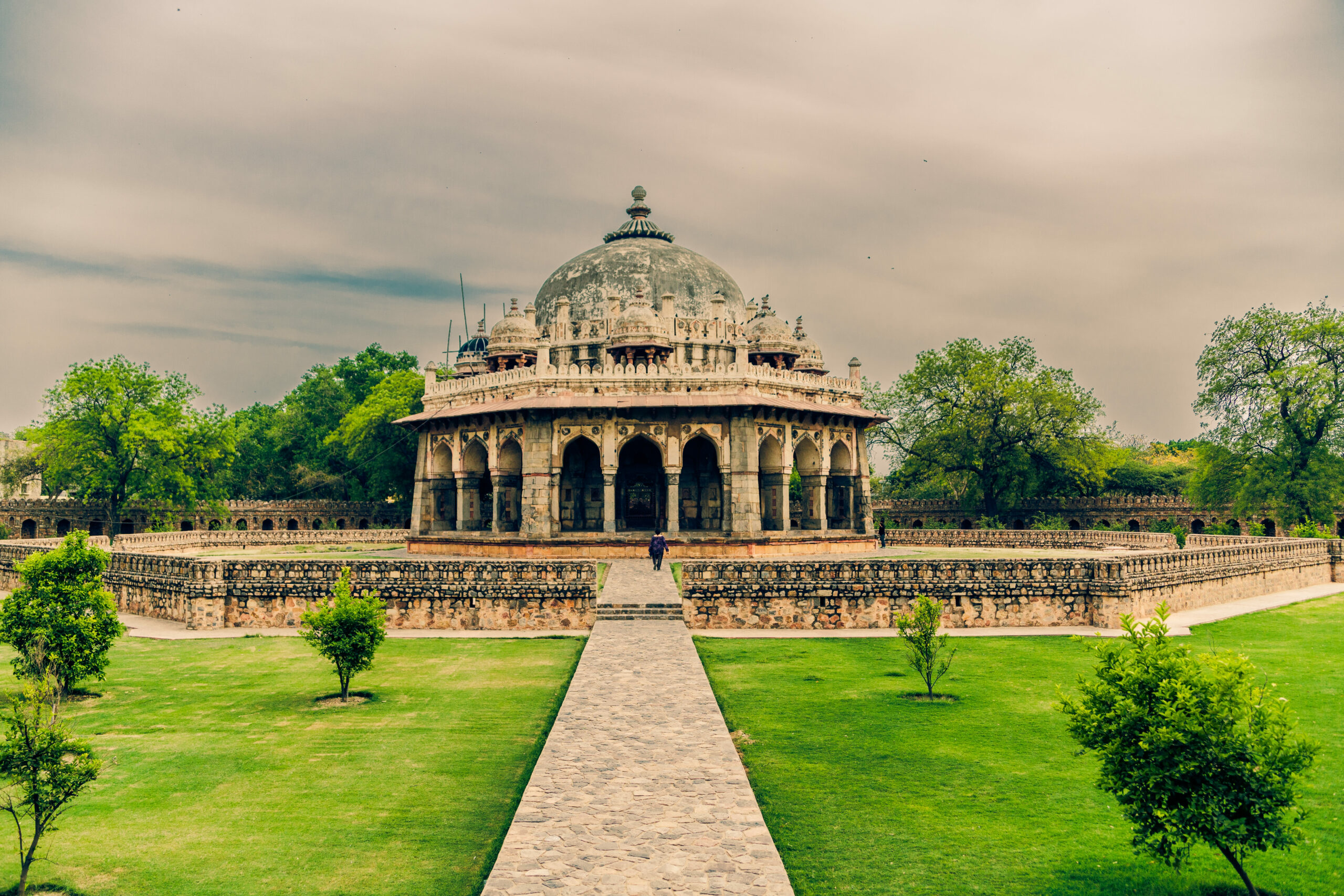 Explore the Best of Delhi and Beyond with Zoomcar